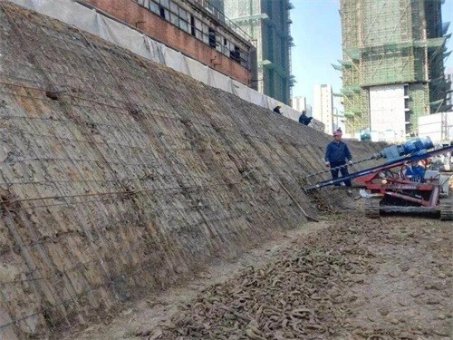 永城建筑边坡支护
